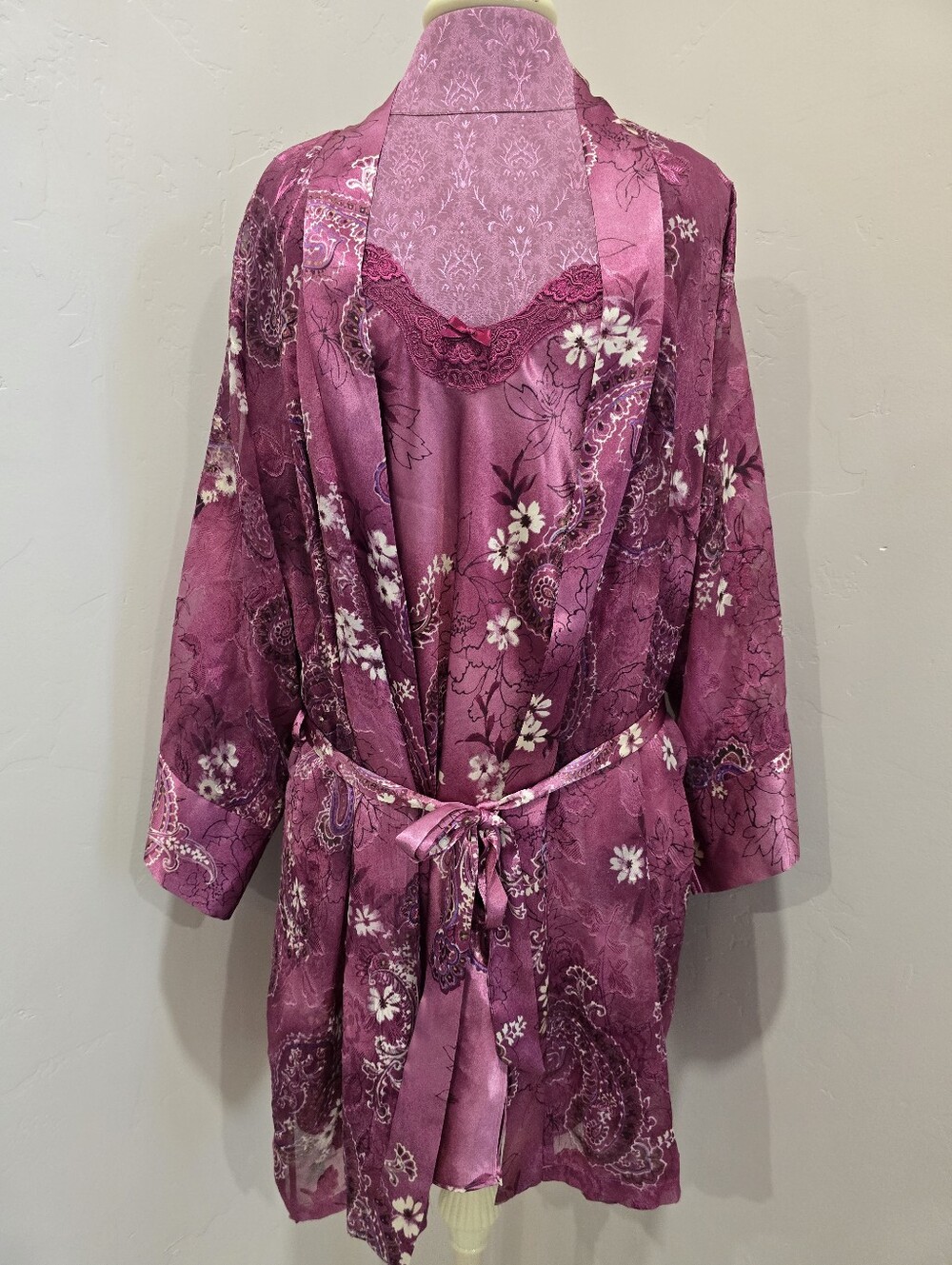 Delicates Floral Paisley Nightgown Robe Set Satin Chiffon Size XL Romantic